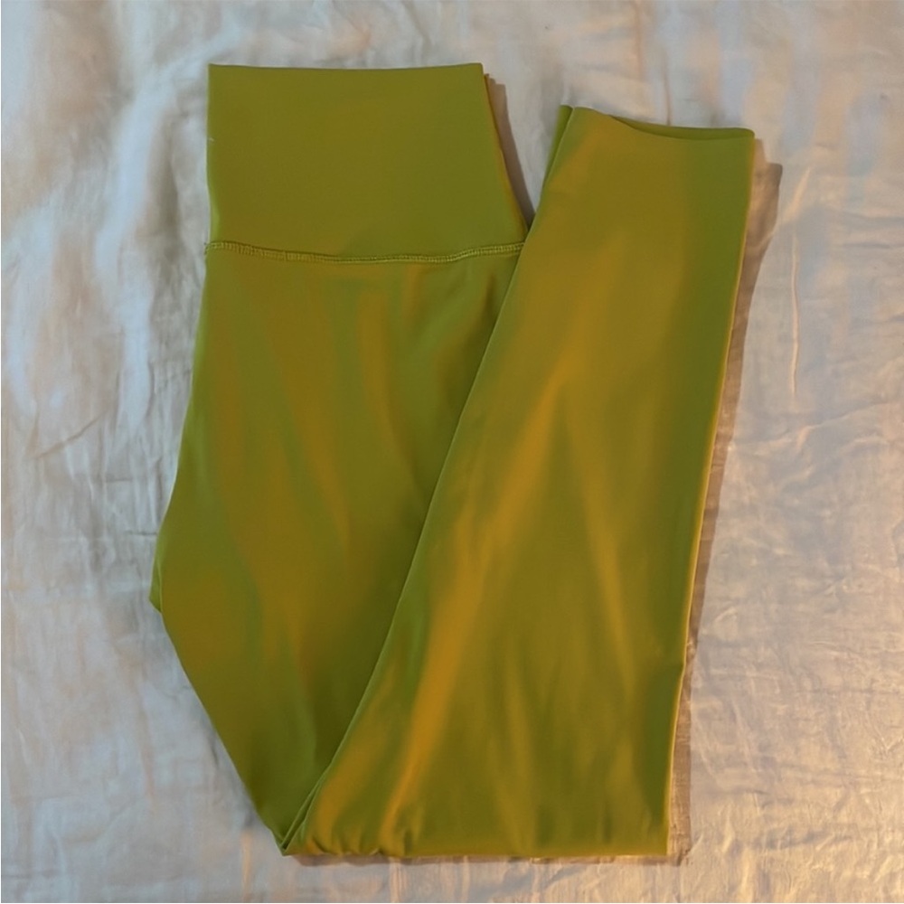 Zyia Limited Edition Pistachio Luxe 7/8 24" Leggings sz 6-8 - Picture 4 of 7